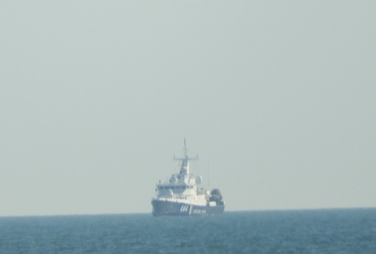 За військовими ЗСУ спостерігає корабель ФСБ