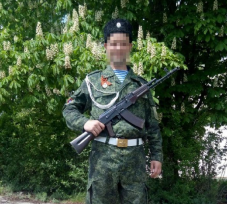 У мережі з"явилися нові фото затриманого в Україні бойовика "ЛНР" Андрія Косяка