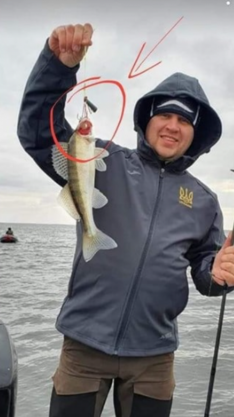 Народний депутат від "Батьківщини" Вадим Іванченко похвалився у соціальних мережах величезним уловом риби