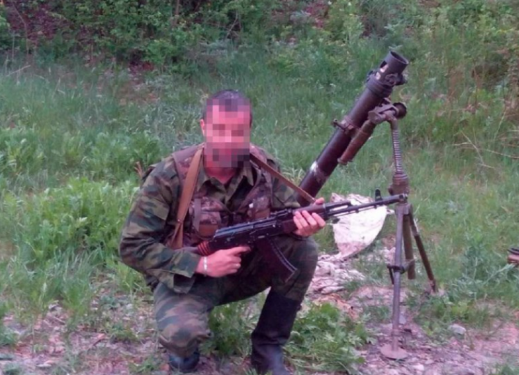 В сети с & quot; появились новые фото задержанного боевика Косяка