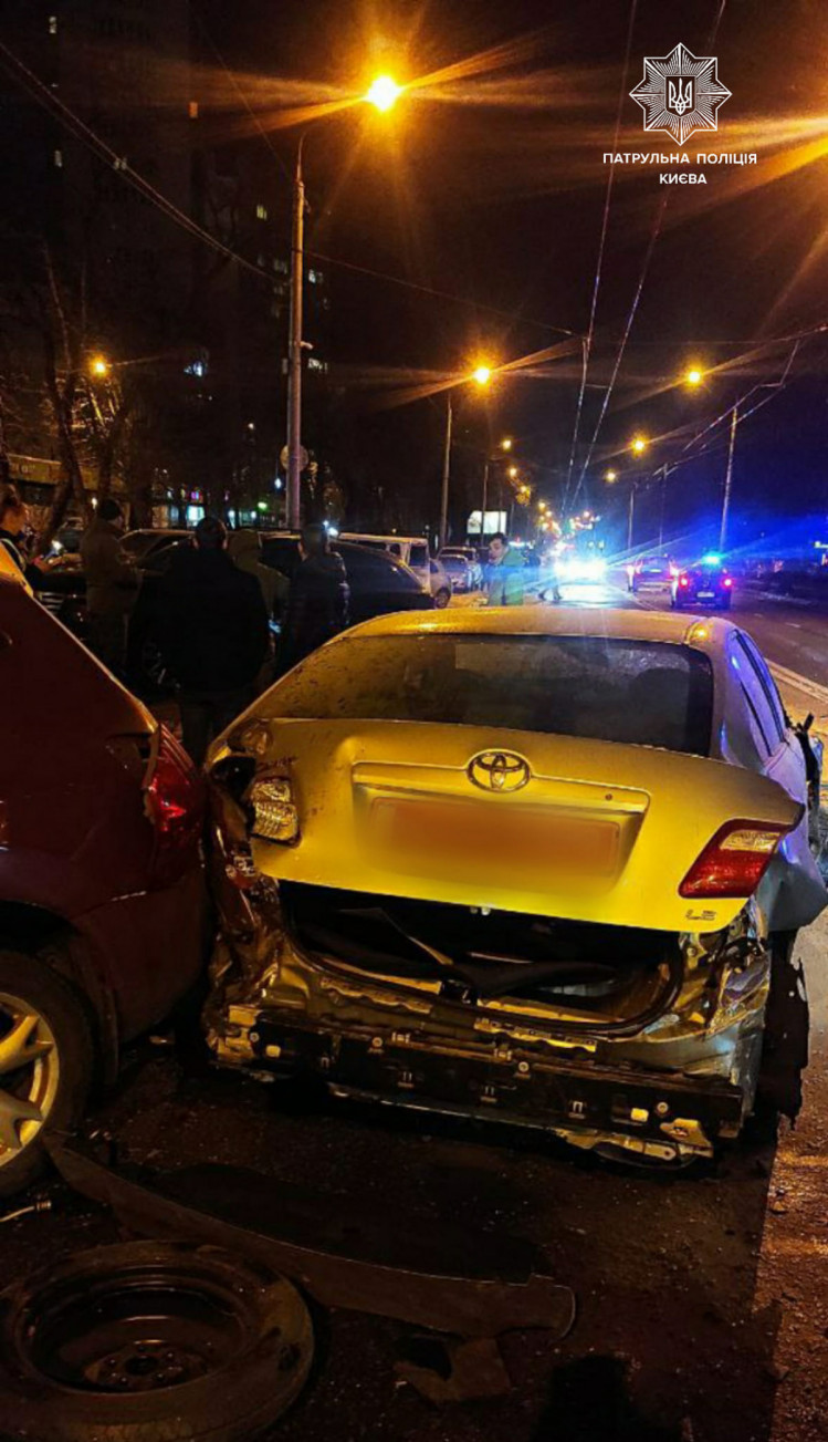 Аварія на вулиці Вишгородській 