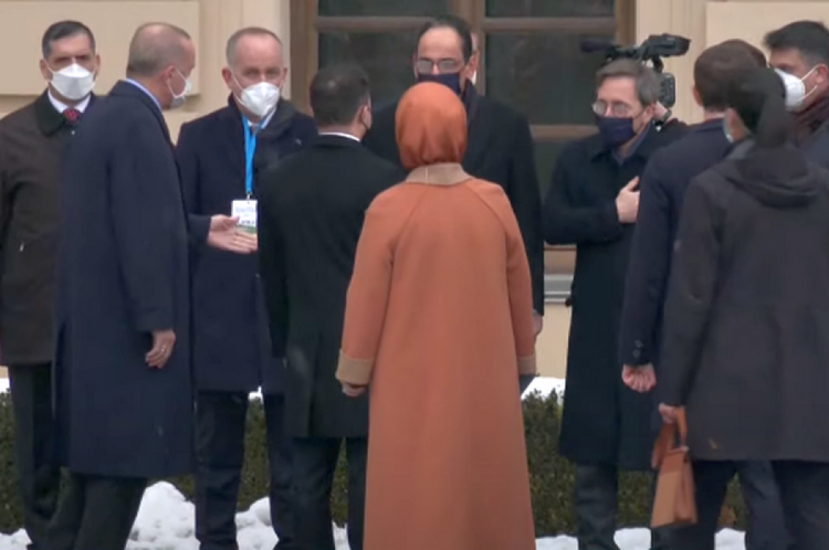 Зеленский встретил Эрдогана в Киеве