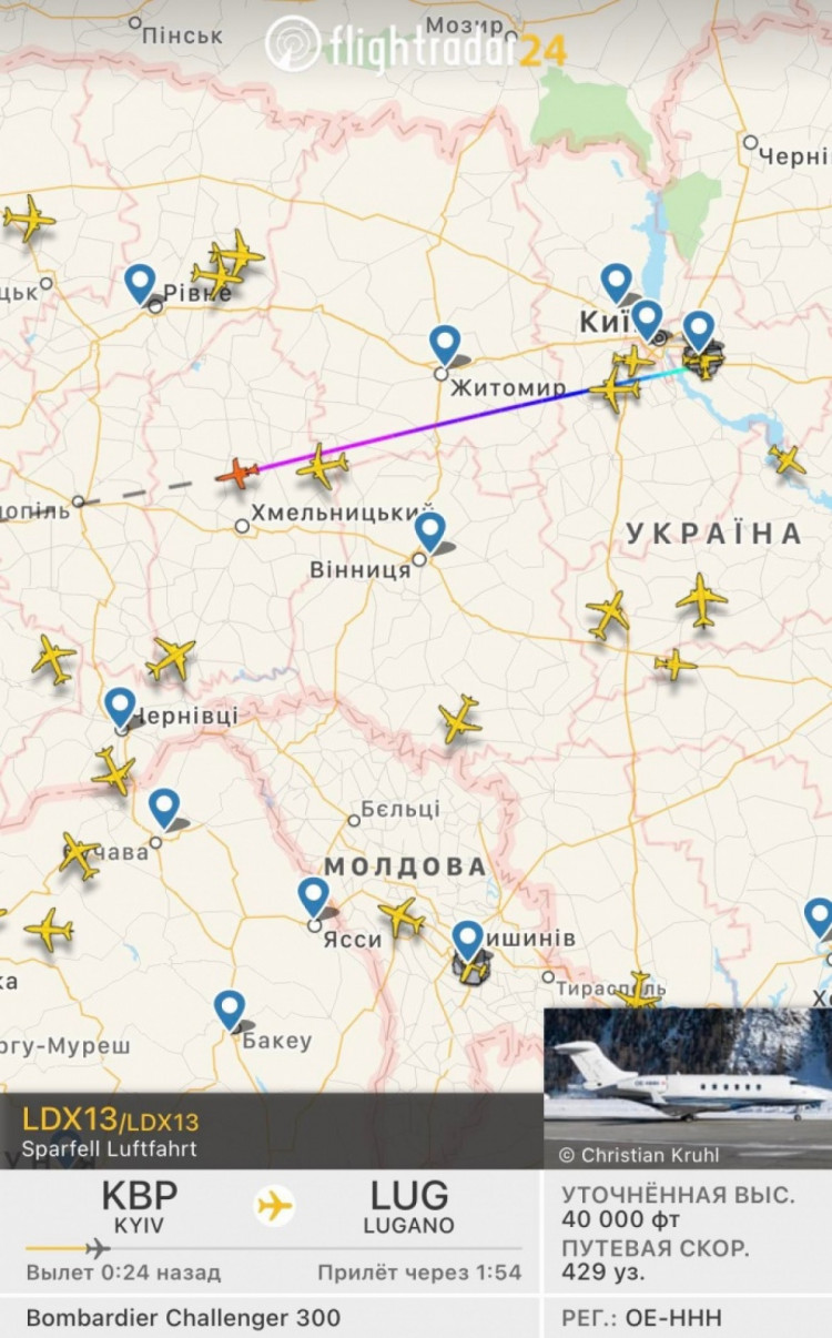 Літак Ярославського залишає Україну